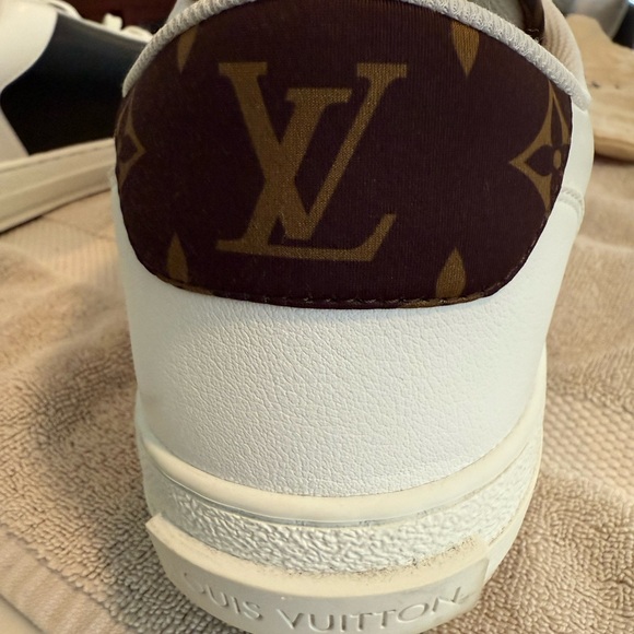 Louis Vuitton Charlie Sneakers for men. Size 12US - Picture 4 of 6